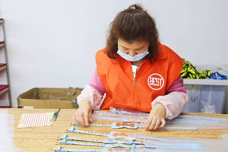 sourcing pet products,pet product manufacturers,importing pet supplies,pet industry manufacturing,overseas sourcing guide,pet product quality control,manufacturing dog accessories,wholesale pet supplies china,pet product safety compliance,OEM pet product supplier